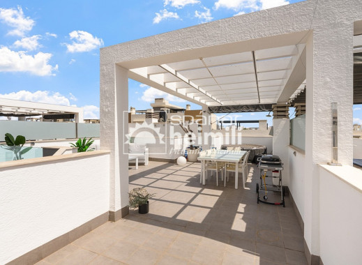 Revente - Appartement -
La Zenia