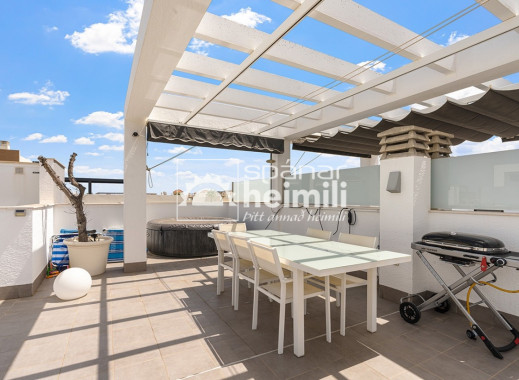 Revente - Appartement -
La Zenia