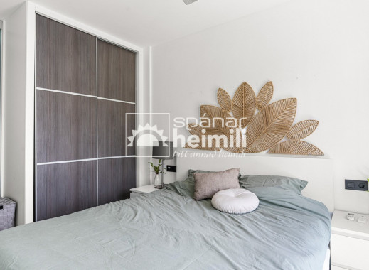 Revente - Appartement -
La Zenia