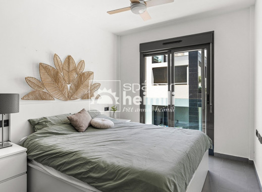 Revente - Appartement -
La Zenia