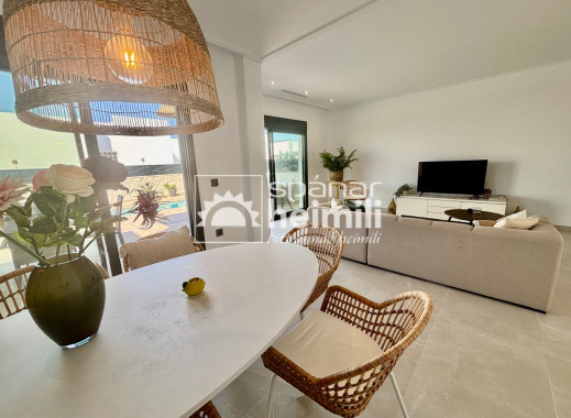 Odsprzedaż - Willa -
Quesada/Benijofar