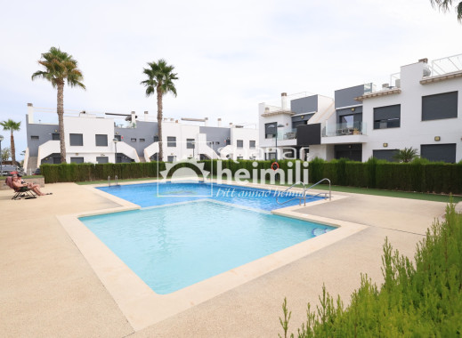 Resale - Bungalow -
Pilar de la Horadada