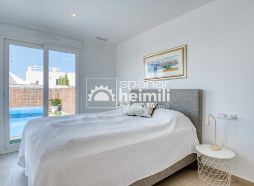 Herverkoop -  -
Vistabella