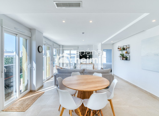 Herverkoop -  -
Vistabella