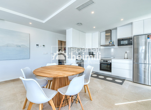 Herverkoop -  -
Vistabella