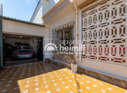 Endursala - Einbýli -
Torrevieja