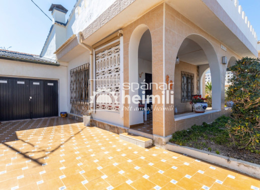 Endursala - Einbýli -
Torrevieja