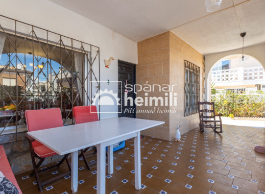 Endursala - Einbýli -
Torrevieja