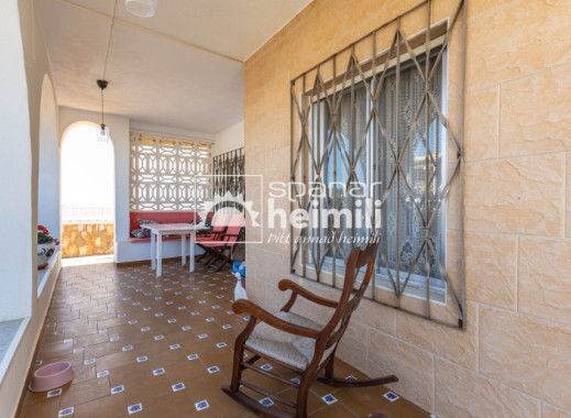 Endursala - Einbýli -
Torrevieja