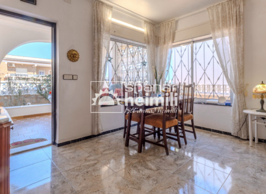 Endursala - Einbýli -
Torrevieja