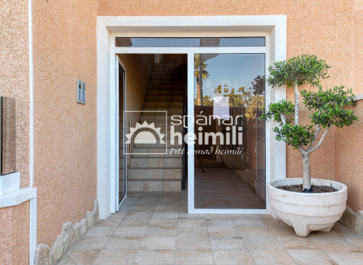 Endursala - Íbúð í fjölbýli -
Guardamar/La Marina