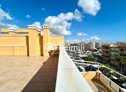 Endursala - Íbúð í fjölbýli -
Cabo Roig