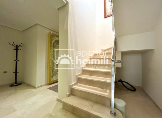 Endursala - Íbúð í fjölbýli -
Cabo Roig