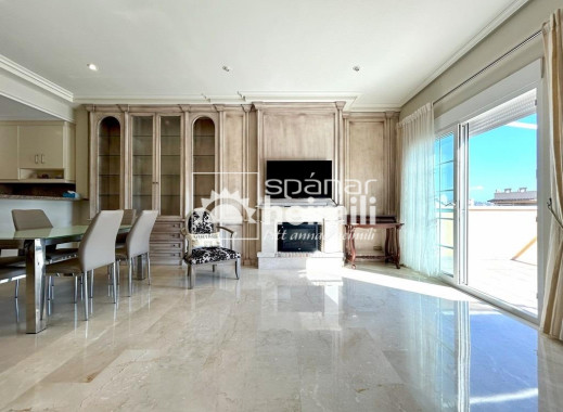 Endursala - Íbúð í fjölbýli -
Cabo Roig