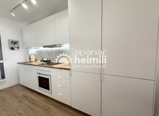 Resale - Apartment -
Punta Prima