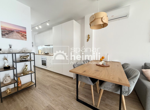 Resale - Apartment -
Punta Prima