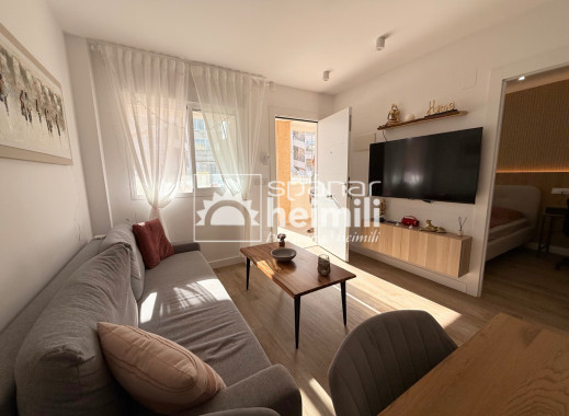 Resale - Apartment -
Punta Prima