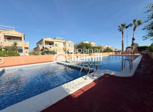 Resale - Apartment -
Punta Prima