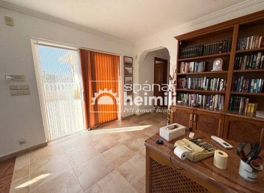 Endursala - Einbýli -
Los Alcazares