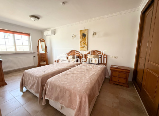 Endursala - Einbýli -
Los Alcazares