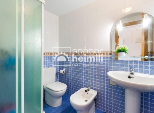 Videresalg - Lejlighed -
Campoamor/Las Ramblas