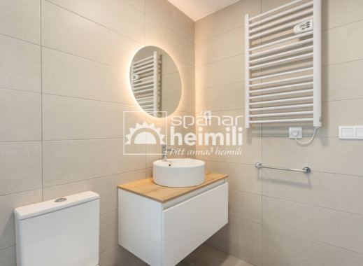 Endursala - Íbúð í fjölbýli -
Santa Rosalia