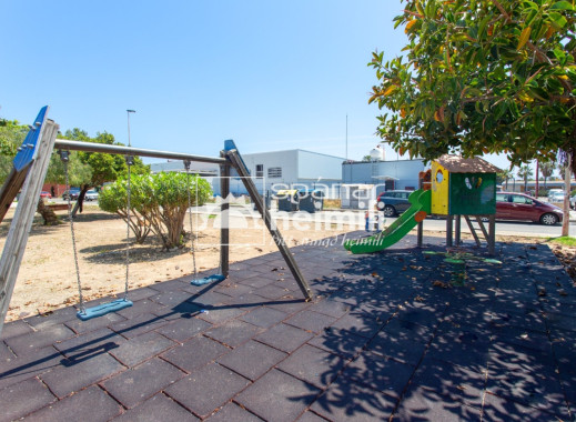 Videresalg - Bungalow -
Punta Prima