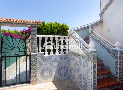 Videresalg - Bungalow -
Punta Prima