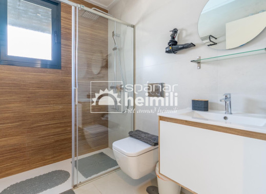 Endursala - Íbúð í fjölbýli -
Torrevieja