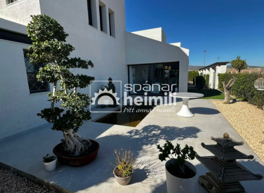 Endursala -  -
Sucina