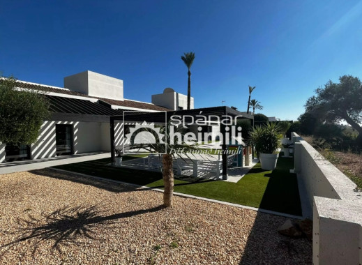 Endursala -  -
Sucina