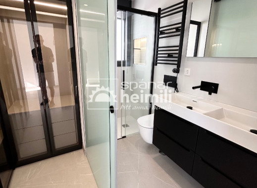 Endursala - Einbýli -
Santa Rosalia