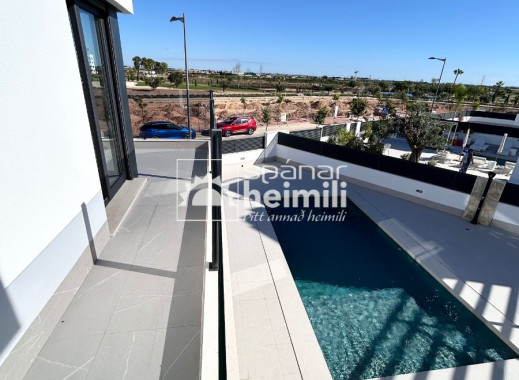 Endursala - Einbýli -
Santa Rosalia