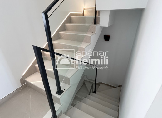 Endursala - Einbýli -
Santa Rosalia