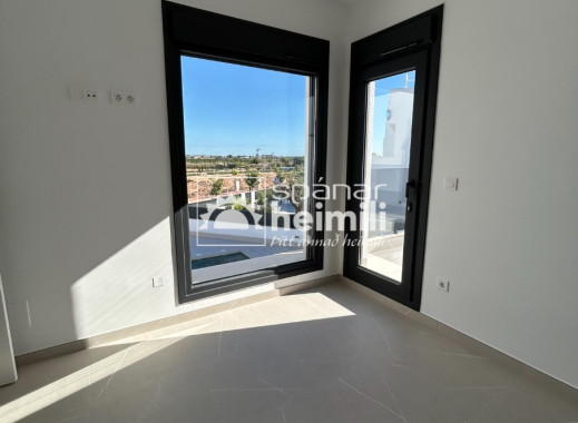 Endursala - Einbýli -
Santa Rosalia