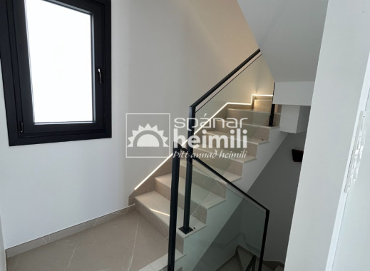 Endursala - Einbýli -
Santa Rosalia