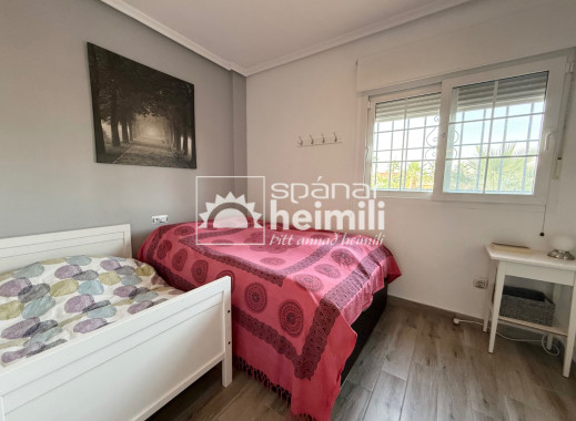 Endursala - Raðhús -
Cabo Roig