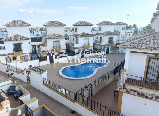 Endursala - Raðhús -
Cabo Roig