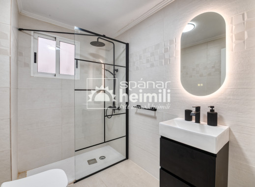 Endursala - Íbúð í fjölbýli -
Torrevieja