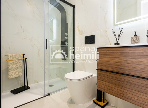 Obra nueva - Casa semi-adosada -
Vistabella