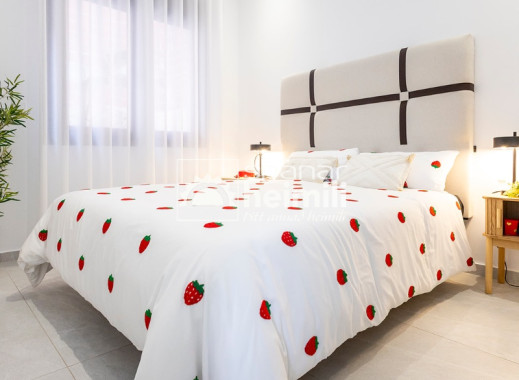 Obra nueva - Casa semi-adosada -
Vistabella