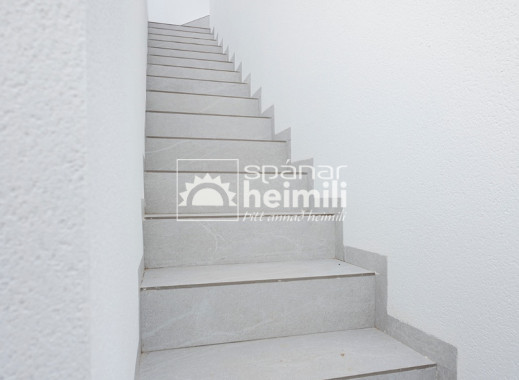 Obra nueva - Casa semi-adosada -
Vistabella