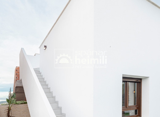 Obra nueva - Casa semi-adosada -
Vistabella