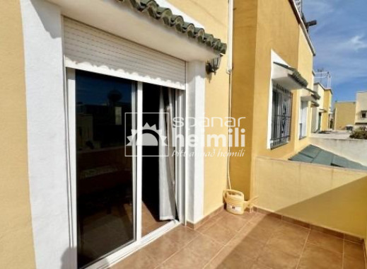 Revente - Mitoyenne -
Los Altos/Los Balcones