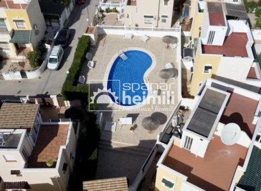 Revente - Mitoyenne -
Los Altos/Los Balcones