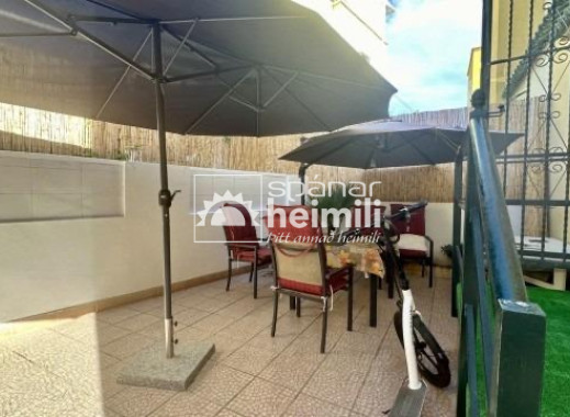 Revente - Mitoyenne -
Los Altos/Los Balcones