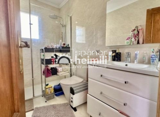 Revente - Mitoyenne -
Los Altos/Los Balcones