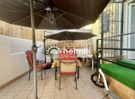 Revente - Mitoyenne -
Los Altos/Los Balcones