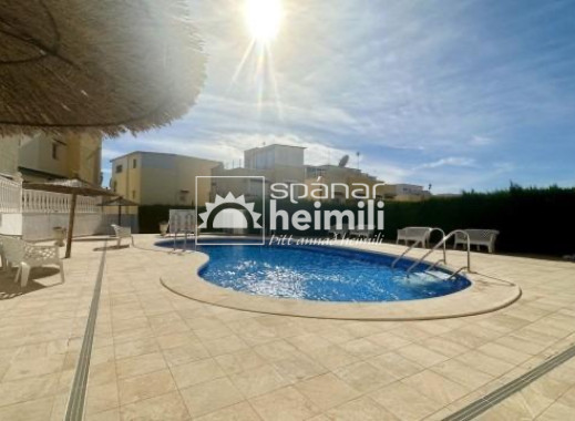 Revente - Mitoyenne -
Los Altos/Los Balcones