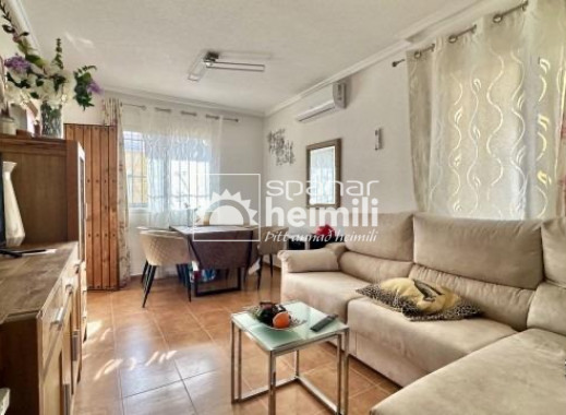 Revente - Mitoyenne -
Los Altos/Los Balcones